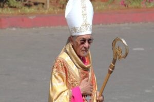Mgr Petrus Turang, Uskup Eméritus Agung Kupang, Wafat Sejauh Matahari Timur